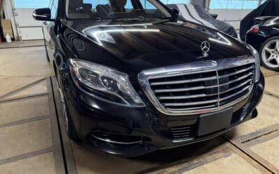 Black Mercedes Benz 2